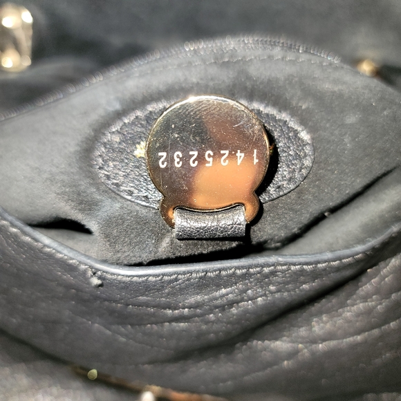 Mulberry black regular lily - Picture 8 of 16